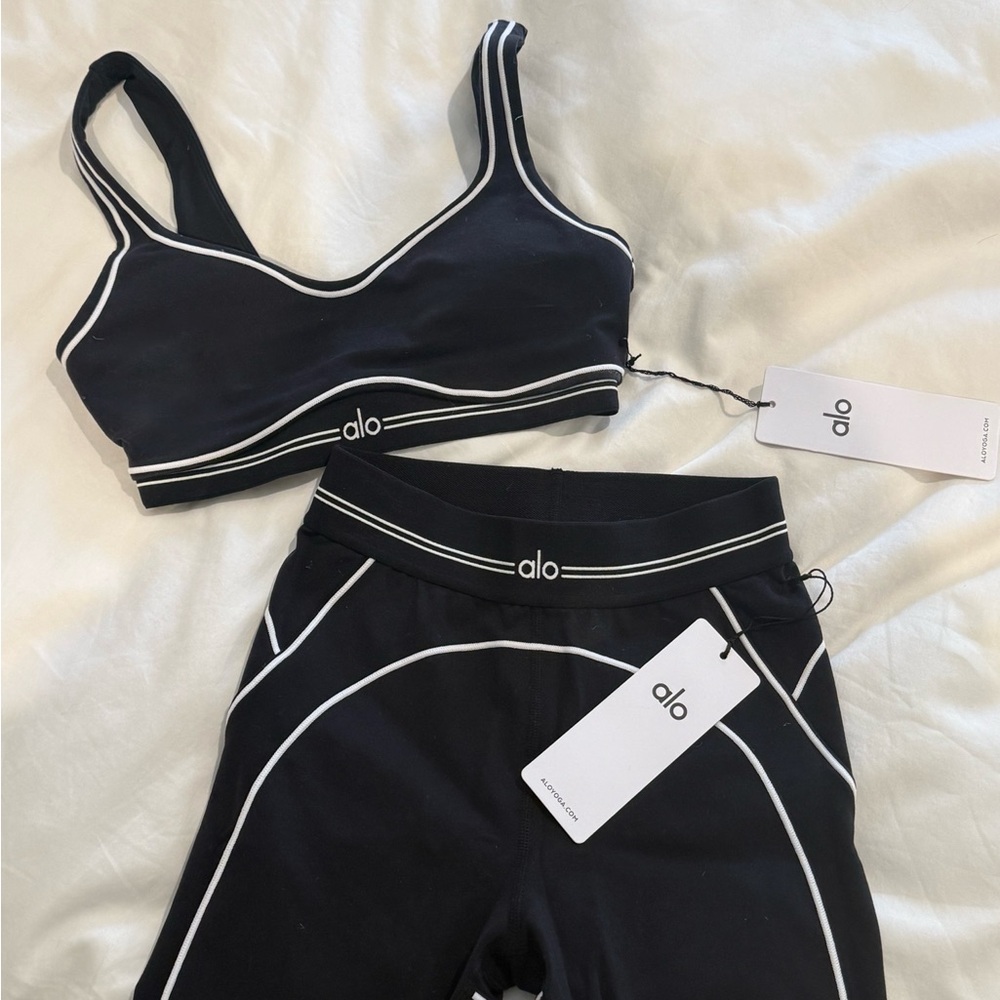ALO Yoga Black Women's Intimates Set
